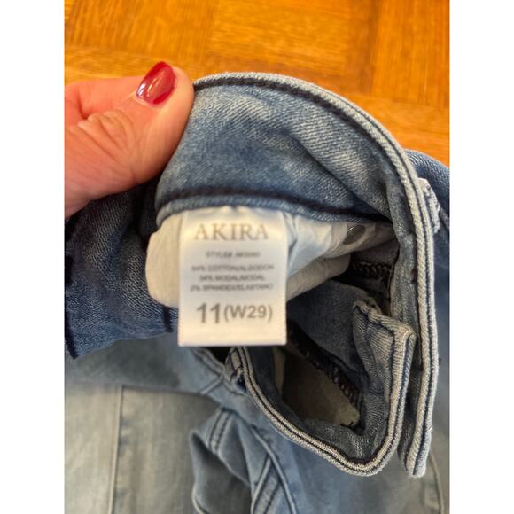 AKIRA HIGH WAIST DLARE JEANS SIZE 29 - Picture 3 of 4